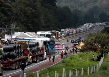 Retiran bloqueo en Arco Norte