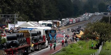 Retiran bloqueo en Arco Norte