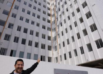 Gobierno de la CDMX entrega Multifamiliar Tlalpan, afectado por el sismo del 2017