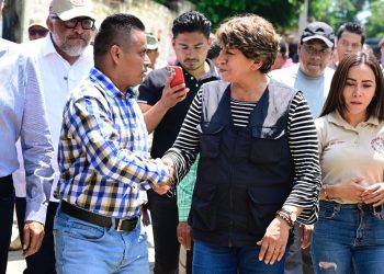 Delfina Gómez anuncia reubicación de casas en Tejupilco luego de tromba