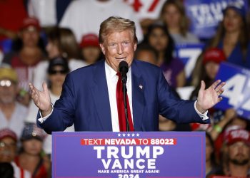 FBI confirma que está investigando un intento de asesinato contra Trump