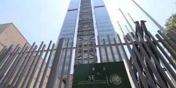 Secretaría de Economía suspende autorización a empresa que emitía acreditaciones para la NOM
