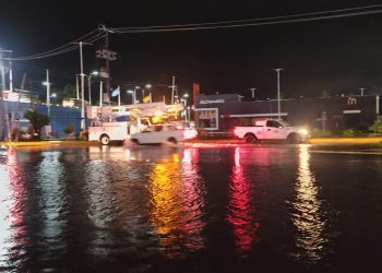 Sigue la alerta en Guerrero y Michoacán por huracán John