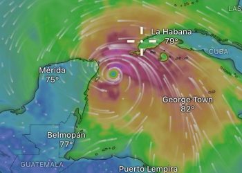 Helene se convierte en huracán categoría 1; en el Pacífico se forma nueva tormenta tropical John