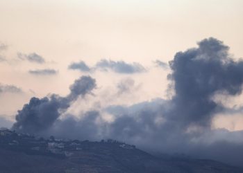 Hizbulá lanza bombardeos contra las tropas israelíes concentradas en la frontera