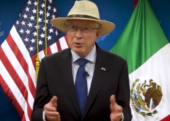 Los ataques terroristas del 11-S, recuerdan la importancia de defender los valores democráticos: Salazar