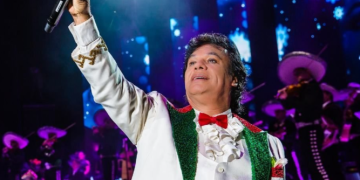 Anuncian maratón de mariachis y concierto de Juan Gabriel en el Zócalo