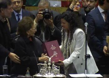 Con proclamas y loas para AMLO, la secretaria de Gobernación entregó el VI Informe presidencial
