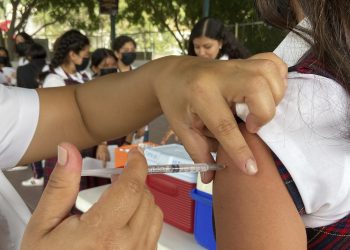 Se lleva a cabo la campaña nacional de vacunación contra el virus del papiloma humano