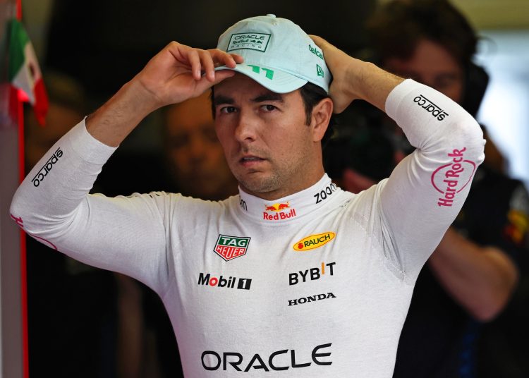Sergio Perez of the Mexico,Oracle Red Bull Racing RB20 during qualifying ahead of F1 Grand Prix of Mexico at Autodromo Hermanos Rodriguez on October 26, 2024 in Mexico City, Mexico.