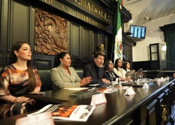 Destensan la relación entre el gobierno, el Senado y la suprema corte; habrá diálogo