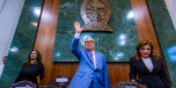 FGR cita a declarar a Rubén Rocha Moya por presuntos vínculos con el narco