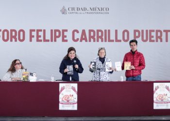 Listo el Zócalo para la apertura de la vigésimo cuarta edición de la FIL 2024