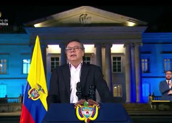 Petro se defiende y asegura que investigación del órgano electoral es un golpe de Estado