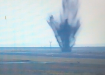 Una bomba de la II Guerra Mundial estalla en un aeropuerto de Japón