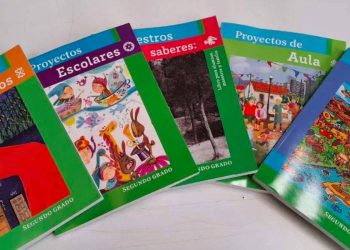 Alertan que no se concluyó al 100% los proyectos planteados en  libros de texto