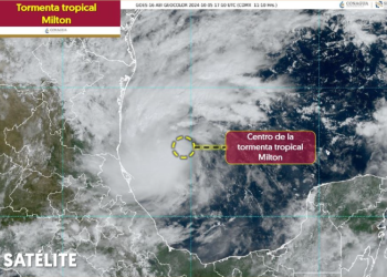 Milton se convierte en tormenta tropical frente a costas de Veracruz