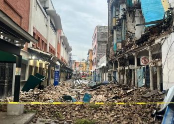 Por lluvias, se derrumba un hotel en Tampico con todo y huéspedes