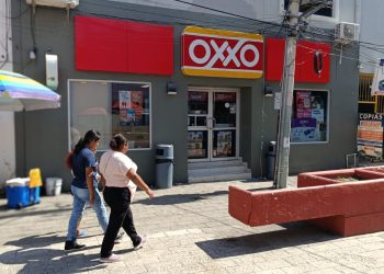 Oxxos de Tamaulipas instalan botones de pánico y regalarán café a 4 mil policías