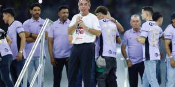 Emilio Azcárraga pide licencia a su cargo como presidente de Televisa