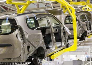 Industria de autopartes produce cada minuto 240 mil dólares en México