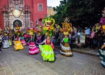 Brasil “sólo de relleno” en el Cervantino y Oaxaca “se luce”