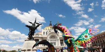 Arrancan festividades por Día de Muertos: 188 Alebrijes desfilaron en CDMX