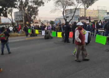 Trabajadores del SUTEYM colapsan vialidades en Ecatepec