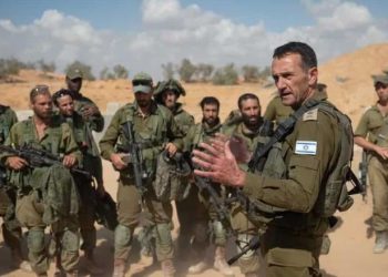 Hizbulá lanza desde Líbano cohetes contra Haifa, la mayor ciudad del norte de Israel