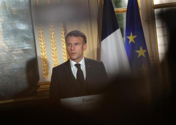 Macron recuerda a Netanyahu que Israel existe “por una decisión de la ONU”