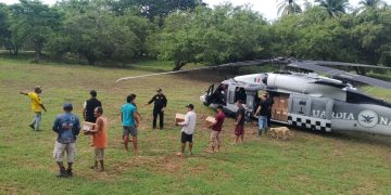 El Ejército, Fuerza Aérea y GN trasladan más de 130 toneladas de víveres con motivo del huracán “John”