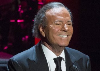 El día que me vaya a retirar, lo anunciaré: Julio Iglesias