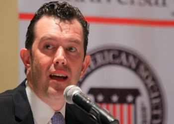 Larry Rubin pide al gobierno federal acercarse a industriales tras reforma judicial