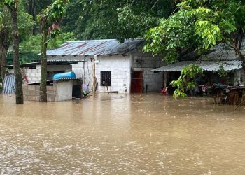 Depresión Tropical Once E provoca desbordamiento de ríos y suspensión de clases en Oaxaca