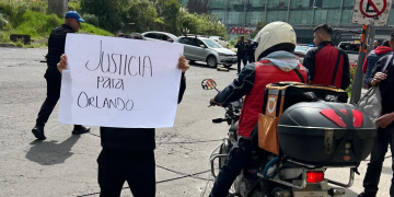 Familiares de Orlando bloquearon Santa Fe en busca de justicia
