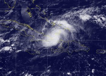 Huracán Óscar toca tierra en Cuba como categoría 1