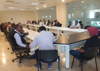 Logran acuerdo para liberar líneas férreas en Puebla