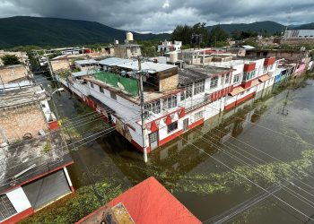 Abandona Gobierno de Guerrero a Tixtla: municipio cumple 13 días bajo el agua