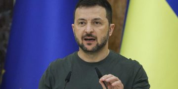 Zelenski llama a la unidad europea contra Rusia y a impulsar sanciones “efectivas”