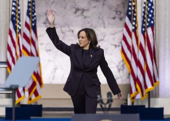 “El resultado de las elecciones no es el que quisimos, pero la luz volverá a EU”: Harris