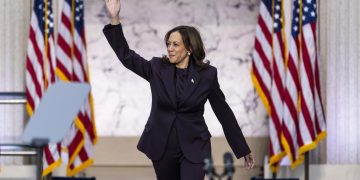 “El resultado de las elecciones no es el que quisimos, pero la luz volverá a EU”: Harris