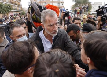Felipe VI anuncia visitas “continuas” a zonas afectadas por el temporal