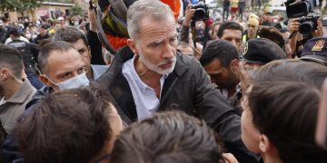 Felipe VI anuncia visitas “continuas” a zonas afectadas por el temporal