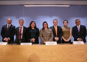 La ministra, Margarita Ríos Farjat llama a impartidores de justicia a estar unidos