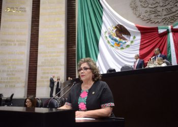 Promueven inscribir en letras de oro el nombre de Ifigenia Martínez en Muro de Honor