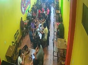 VIDEO: Asaltan taquería en Cuernavaca y padre de familia huye
