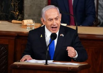Netanyahu destituye a su ministro de Defensa por discrepancias sobre la guerra en Gaza