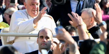 El papa Francisco elogia a los donantes de sangre