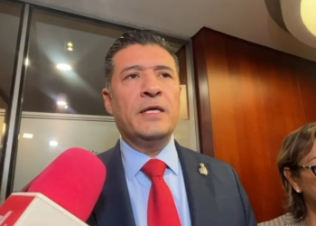 Senado e INAI acuerdan mesa de diálogo previo a desaparecer organismos autónomos