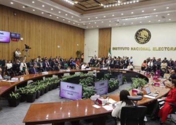 “La Reforma Judicial en pausa porque siguen surgiendo efectos legales”: Consejera del INE